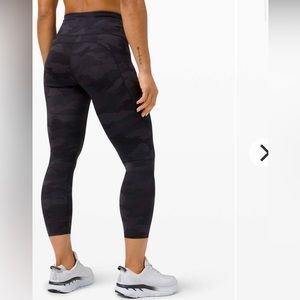 Lululemon Fast Free High Rise Crop 23 8 NWT Non-Reflective Heritage 365 Camo